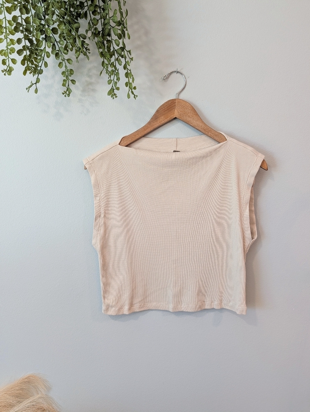 Yfb Sleeveless Ribbed Crop Tank Top - Cream Sz M